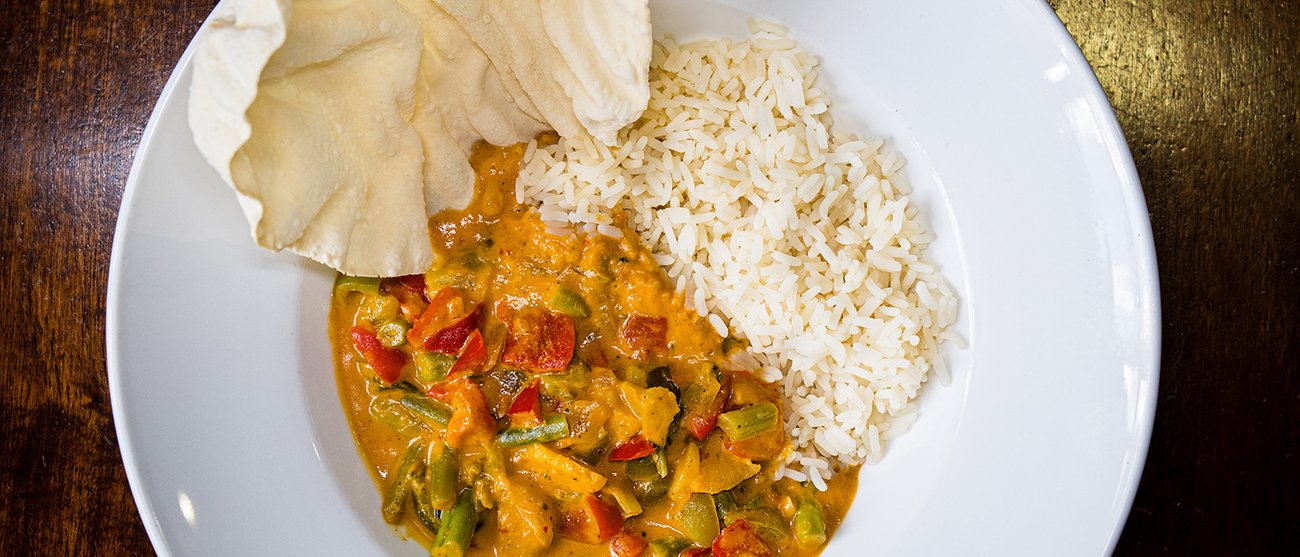 Red Thai vegetable curry