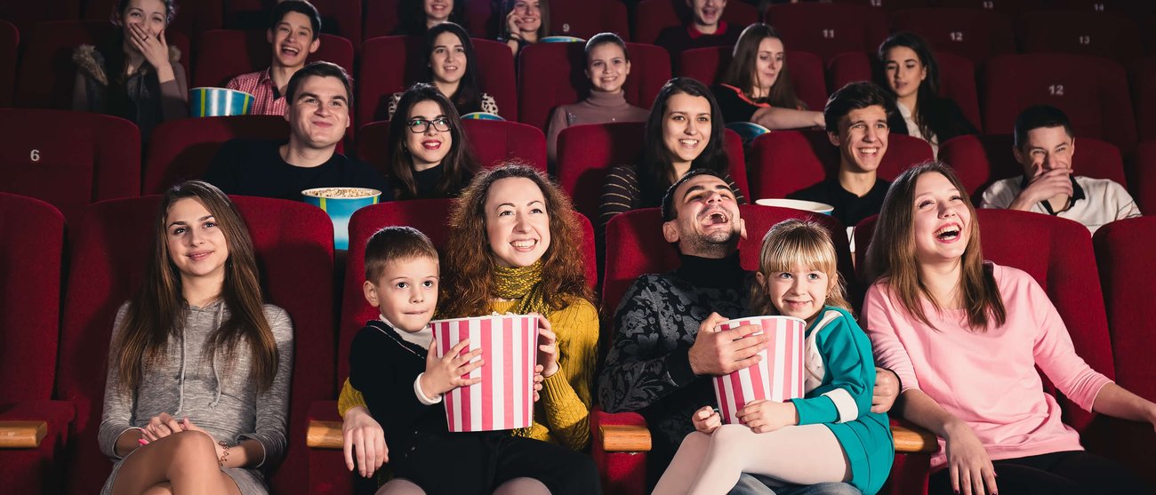 benefits of watching movies in a cinema versus at home (1)